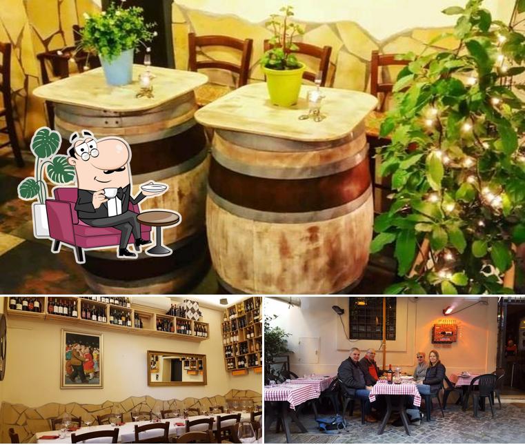 Siediti a un tavolo di Il Tarallo 