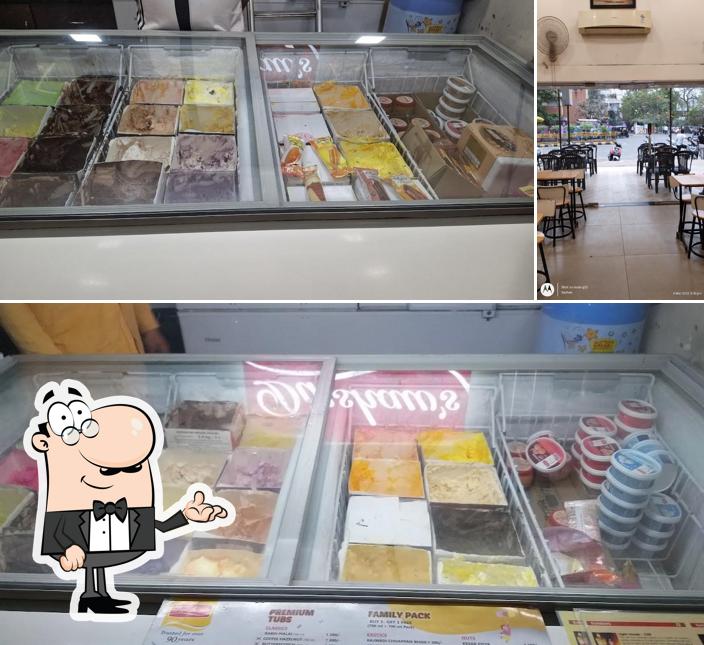 Check out how Dinshaw's Ice Cream Parlour looks inside