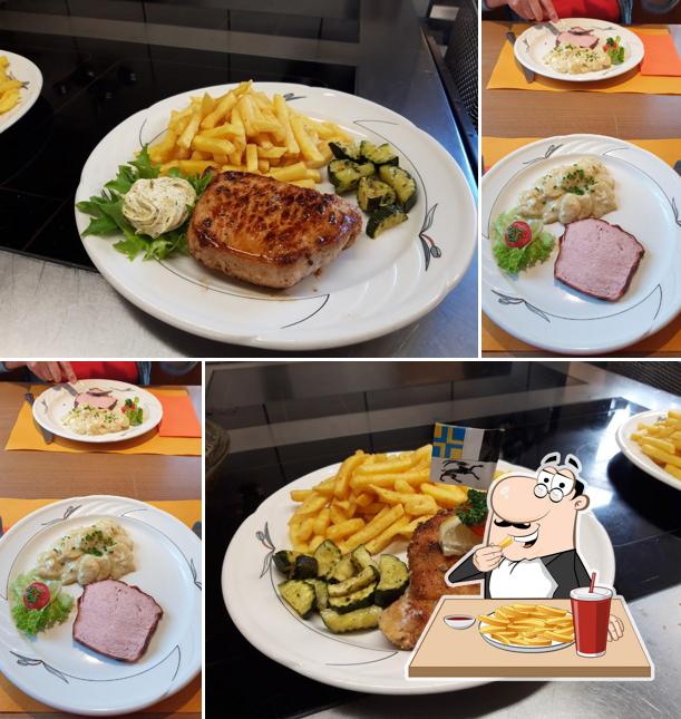 Assaggia le patatine fritte a Freihof