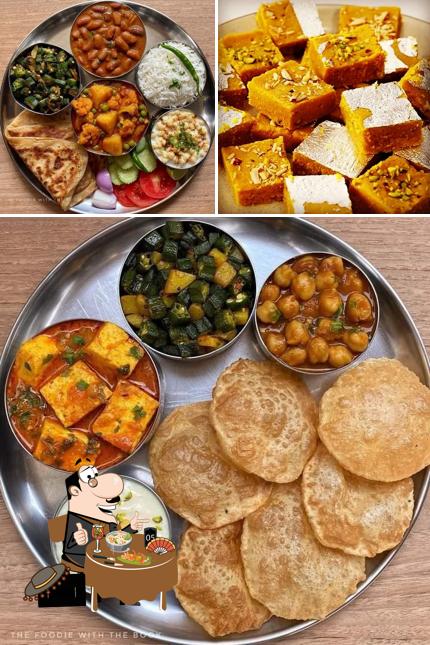 Food at શ્રી મહાકાલેશ્વર કેટરર્સ નડિયાદ
