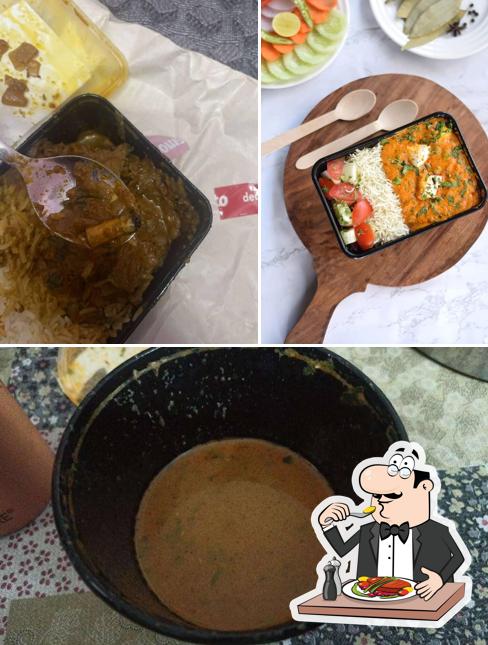 Food at Meat Chawal