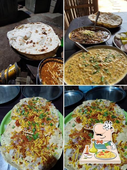 Masala papad at Sandhu Punjab Dhabha (kaho pio aish karo)