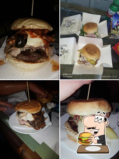 Prenditi un hamburger a The Groove