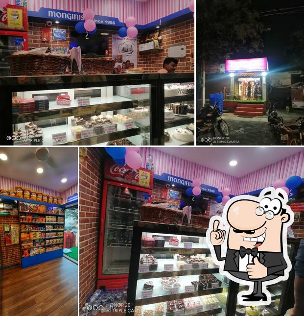 Monginis cake shop