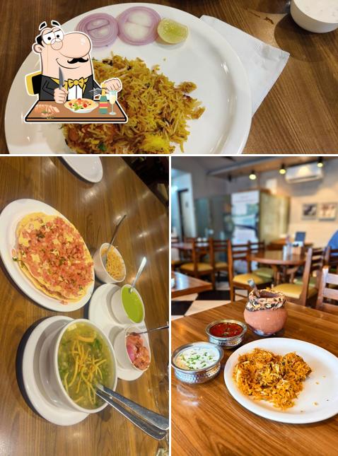 Pad thai at Moti Mahal Delux