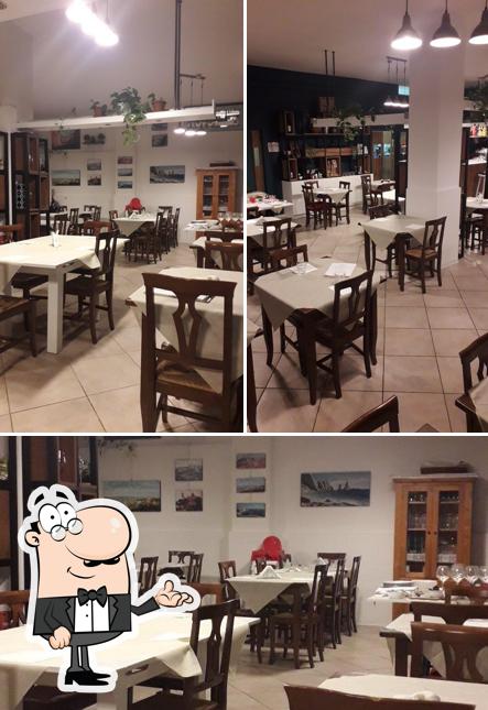 Gli interni di La Mezza Luna Ristorante Pizzeria