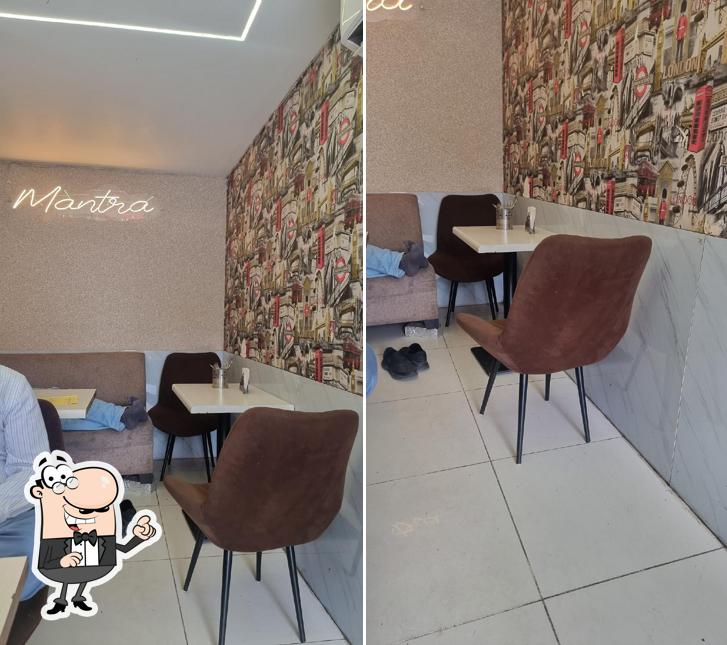 The interior of Mantra Chick' n 'fish
