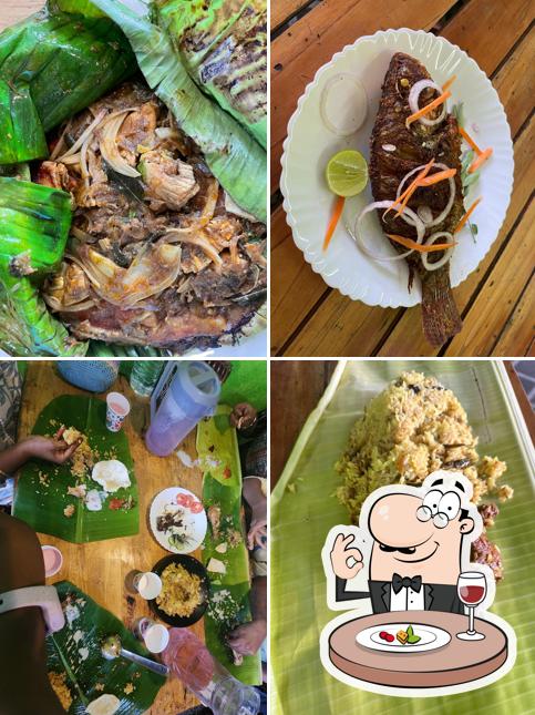 Food at Cafe Mango Tree Thekkady(House of Bamboo Biriyani)