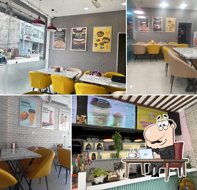 The interior of KOOLCHAAS - Mera Wala Kulcha