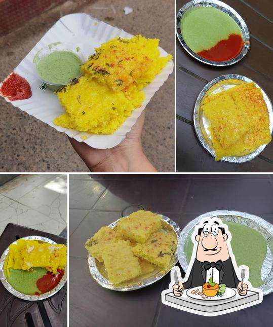 Dhokla at Pooja Live Dhokala