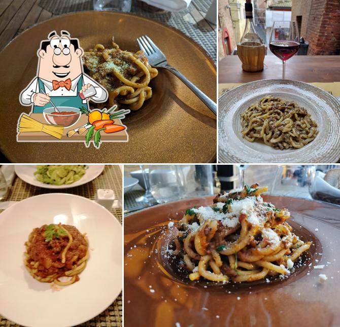 Spaghetti alla bolognese al Zest Restaurant & Wine Bar