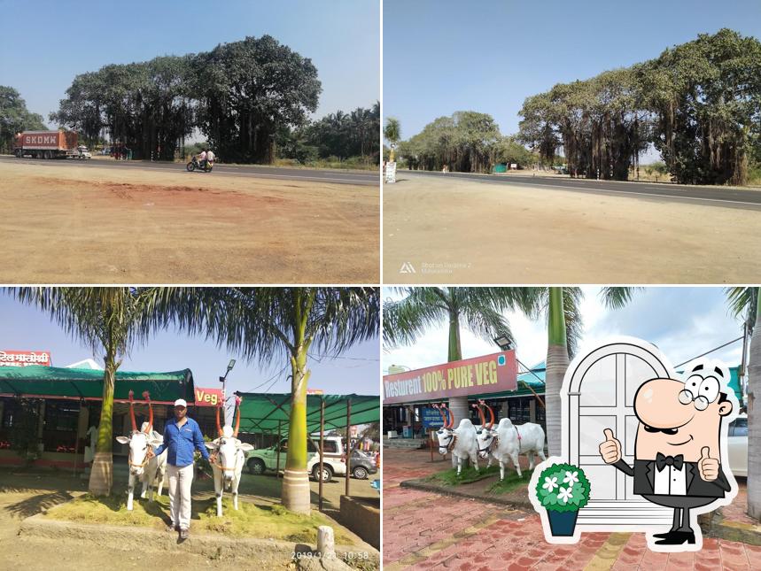 You can get some fresh air at the outside area of Hotel Matoshri Family restaurant