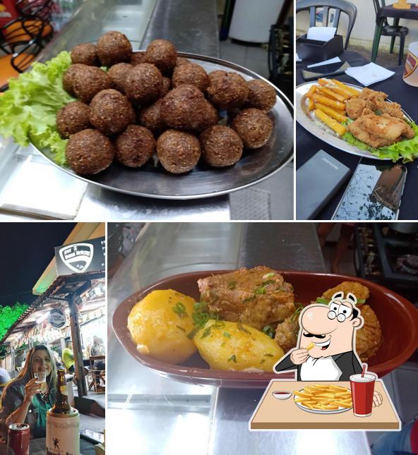 Batata frita em Bar Dona Helena e restaurante comida de boteco