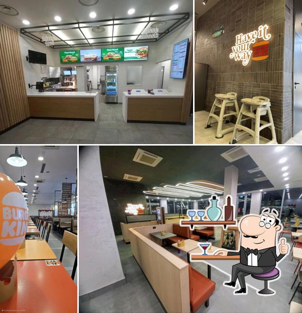Gli interni di Burger King Varcaturo