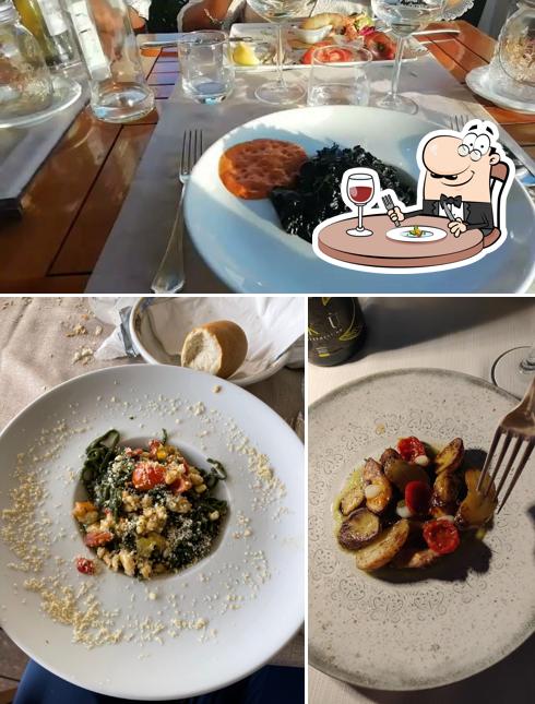 La foto della cibo e interni di Mapi Drink & Food