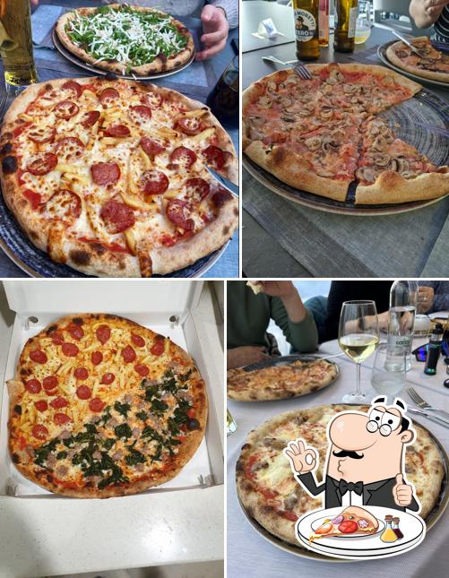 Scegli una pizza a PIZZERIA K2 PIZZA E NON SOLO