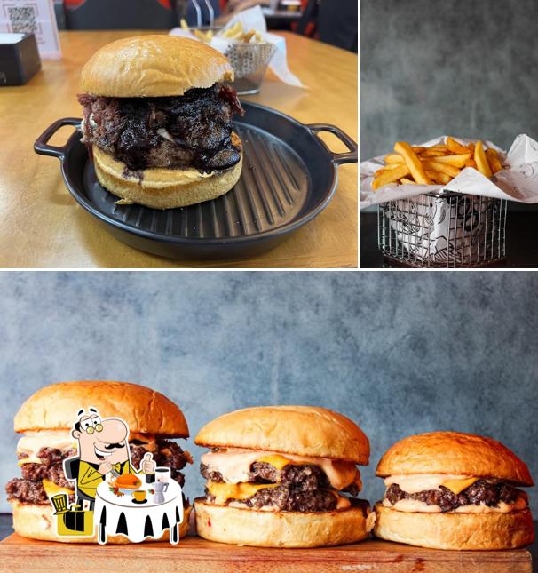 Sanduíche de carne de porco desfiada em El Burguer