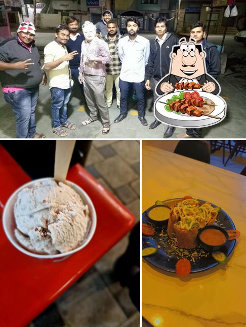 Raju Bhai Dhosha Wala is distinguished by food and interior