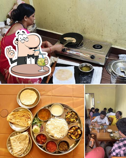 Among various things one can find drink and food at Sri Basaveshwara khanavali