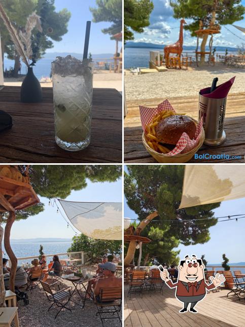Tra le diverse cose da Hakuna Matata Beach Bar si possono trovare la cibo e interni