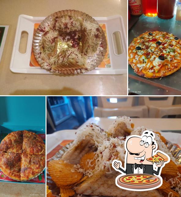 At द स्ट्रीट सैंडविच, you can taste pizza
