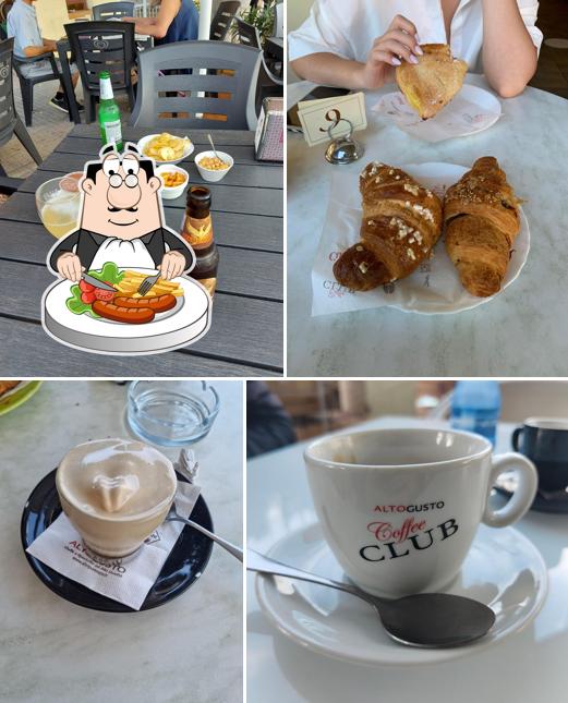 Cibo al Bar Della Piazzetta di Piras Federico
