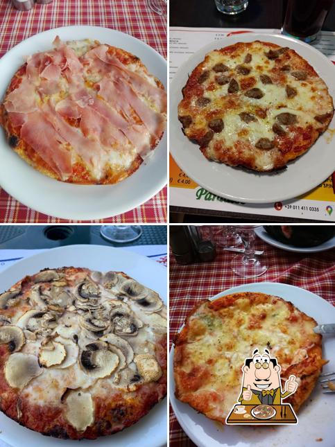 A Pizzeria Paradiso, puoi goderti una bella pizza