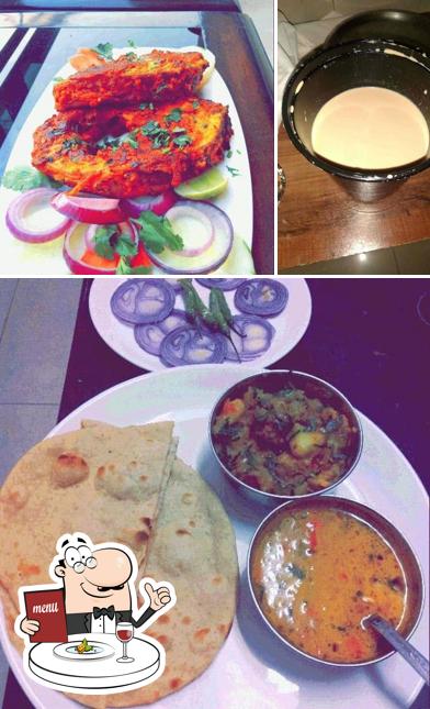 Food at Etlantis Club