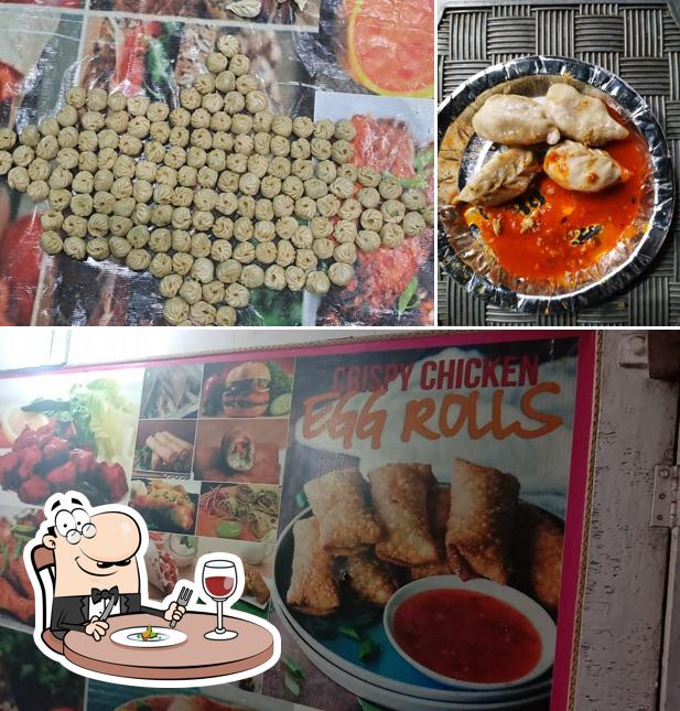 Food at Hot momos