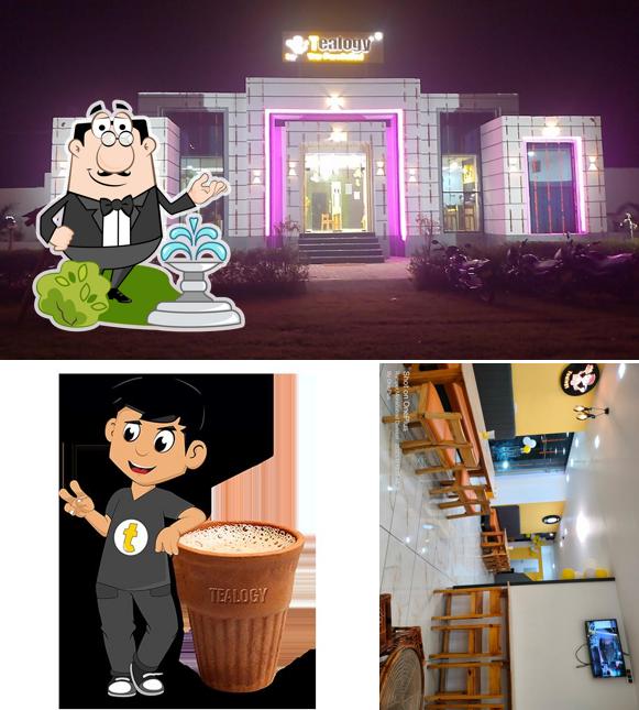 Tealogy cafe