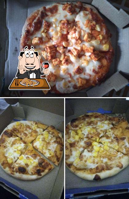 Order pizza at Pizza's Point