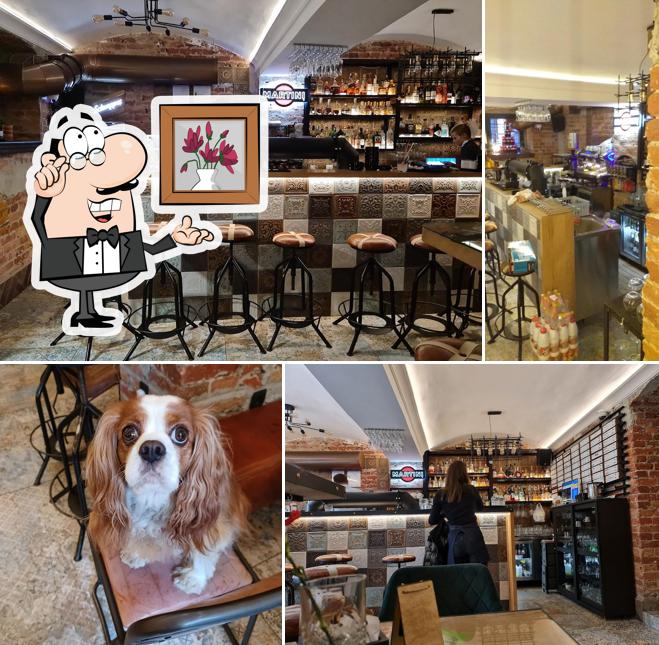 Dai un'occhiata agli interni di Rubicon Pub