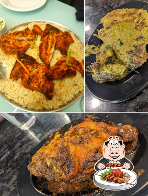 Food at Mubarak Alraidan Mandhi House