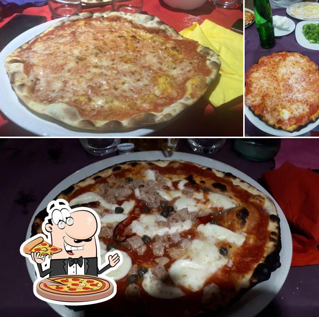 A Gli Sfrontati BIS, puoi goderti una bella pizza