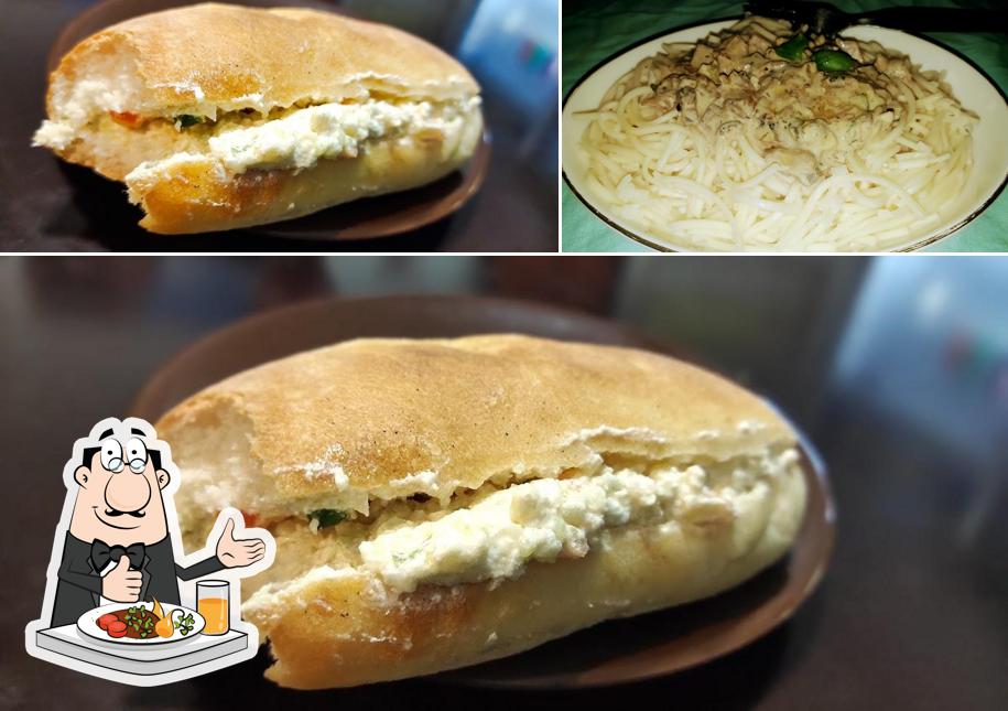 Food at Cafe A&C Pearl's