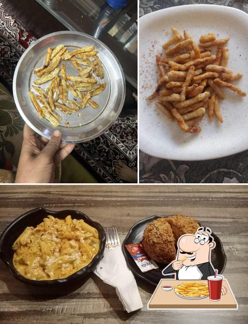 French fries at D'Hide in Cafe