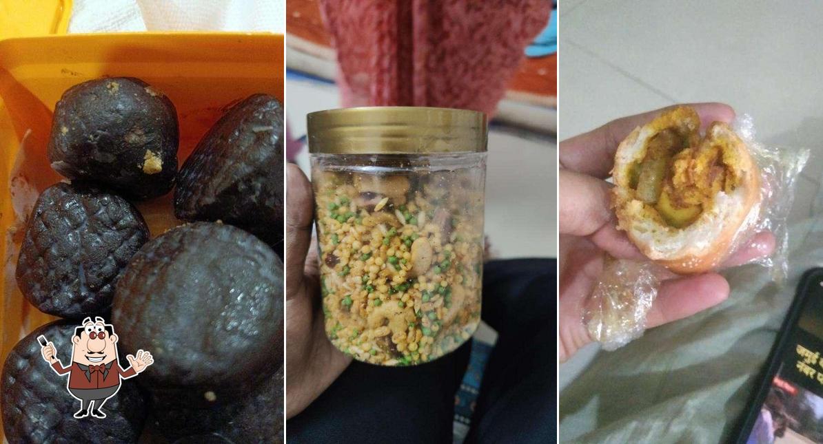 Food at Maakhan Bhog