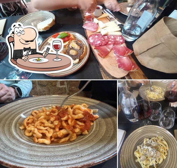 La immagine di cibo e bevanda da La Bottega del Vino Food&Drinks