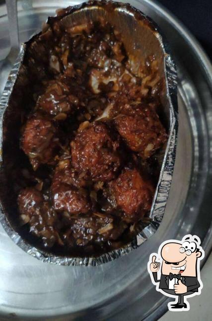 Look at this picture of Yaarana chinese food