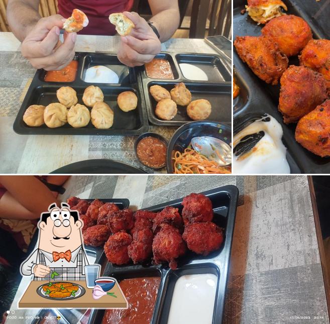 Chicken wings at Momos Corner