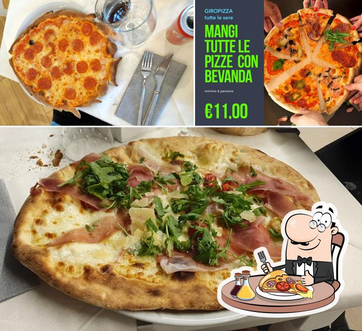 Prova una pizza a White Suite & Apartments
