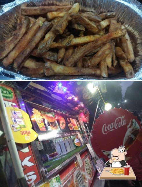 French fries at Mumbai Dabeli & Veg Sandwich Center, Bhusawal