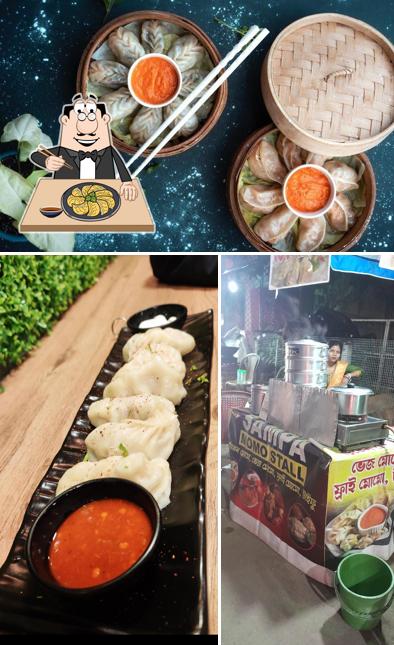 Gyoza at Hot N Spicy { kakkas momo's }