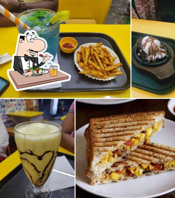 Food at Chrompet Cafe