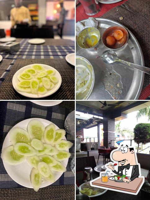 Food at Hotel Matoshree Family Restaurant