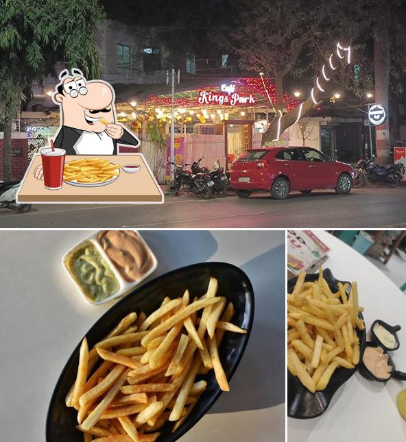 French fries at Kings Park Cafe
