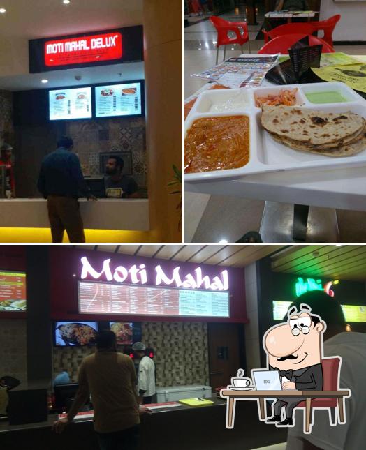 Check out how Moti Mahal Delux looks inside