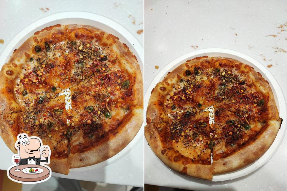 Meals at Cheelizza India ka pizza
