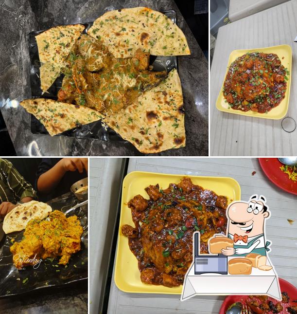 Garlic bread at Tawa Tikka