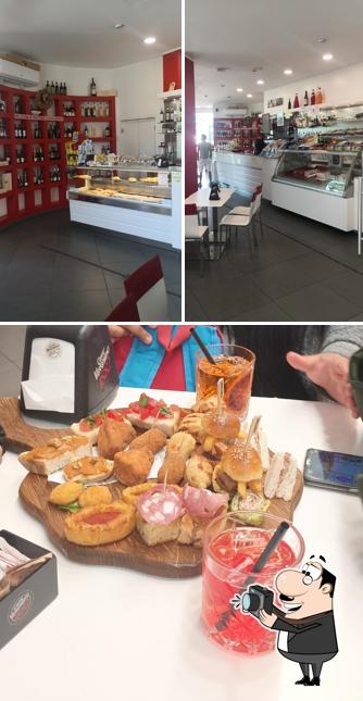 Vedi la foto di CineCaffè